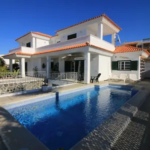 https://villa-nina.in-canary-islands.com
